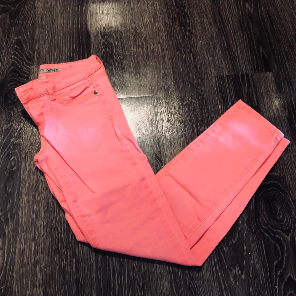🌸 Sale! 2/$8 or 5/$25⚡️ Super cute coral jeans!